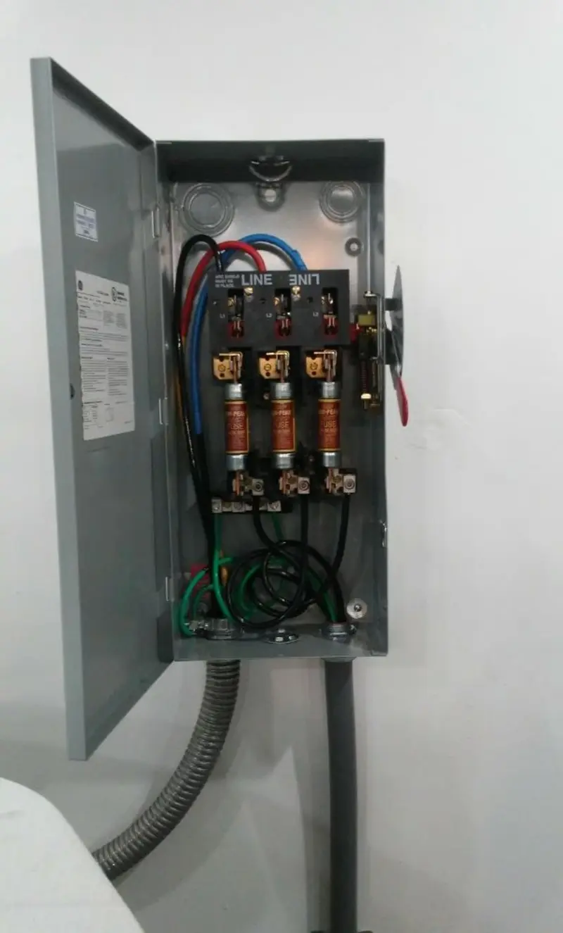 Three-phase disconnect switch installed for Electrical Wiring & Rewiring in Diamondhead